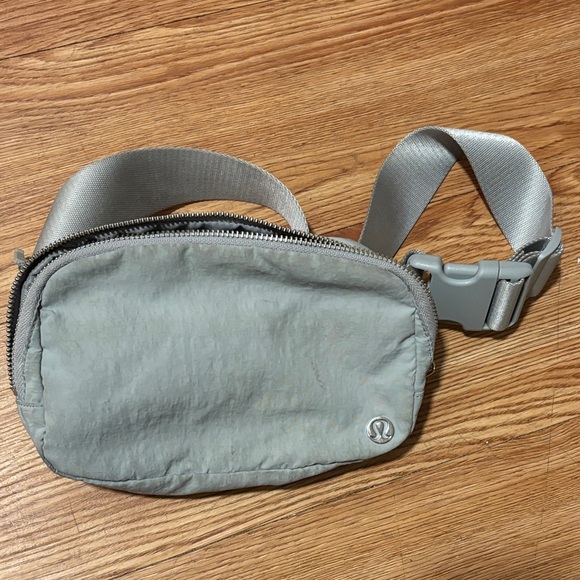 lululemon athletica Handbags - Lululemon Belt Bag